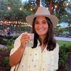 Meet your Posher, Erin